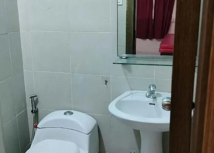 2br Ff, Great View, Taguig ,under Renovation * Manila